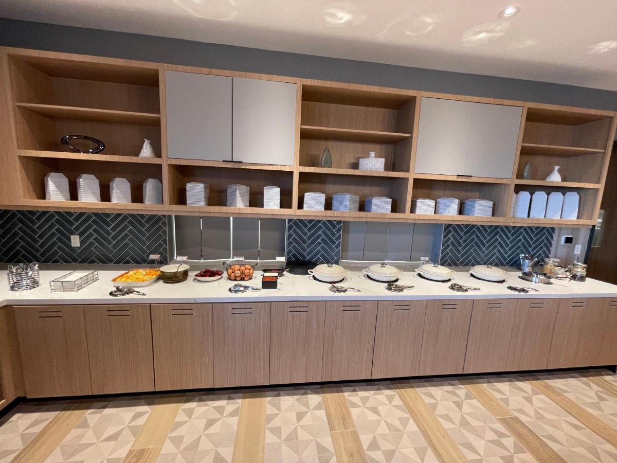 Hotel Hyatt Place Airport, Fl 3*