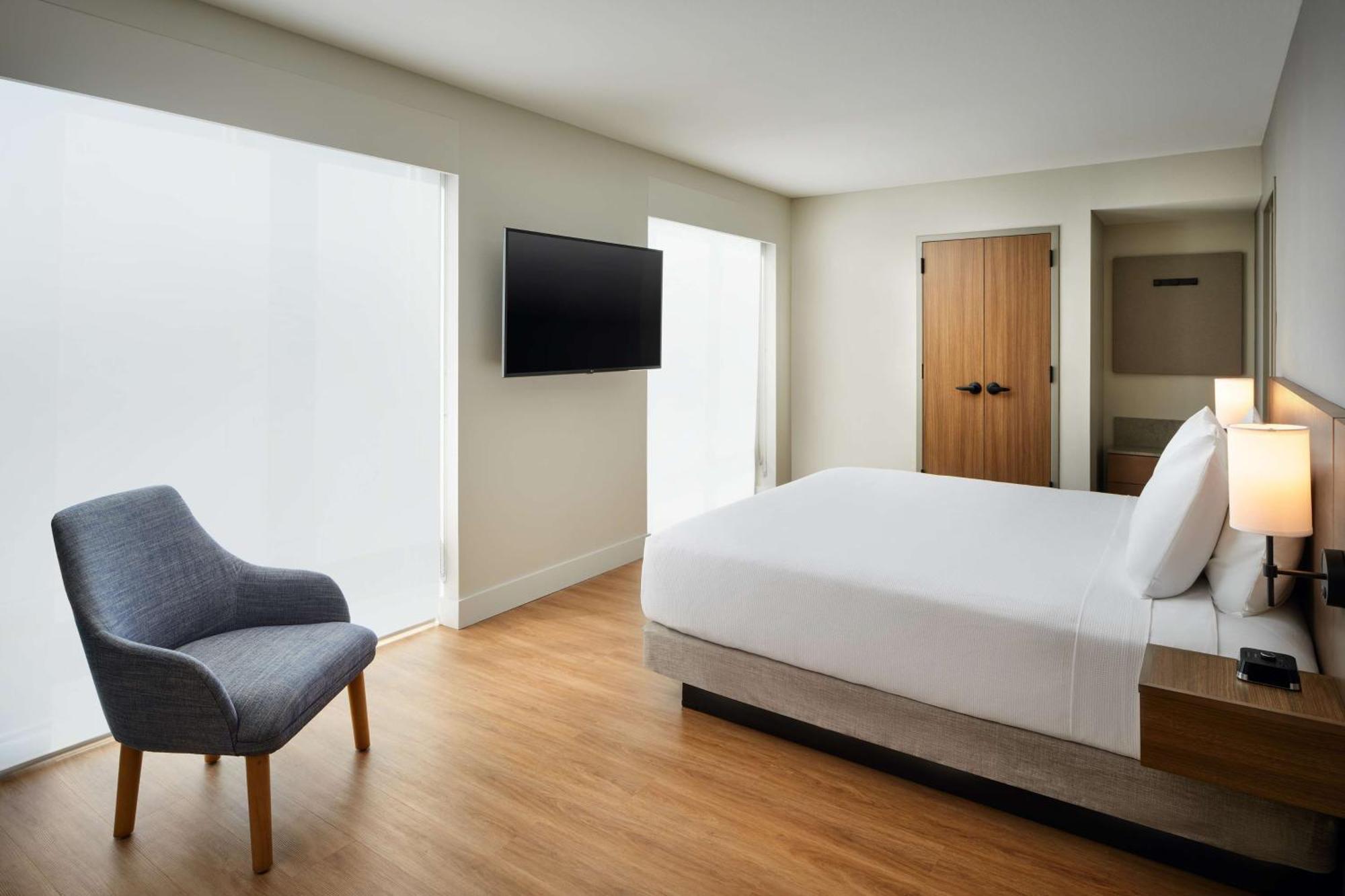 Hyatt Place Airport, Fl Hotel 3*